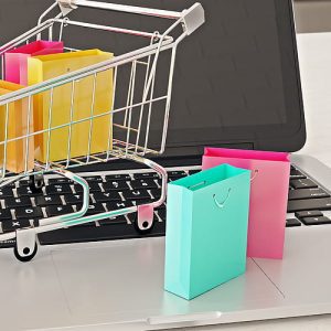 چرا باید حتمایک سایت فروشگاهی داشته باشید؟ 2 فروشگاه اینترنتی